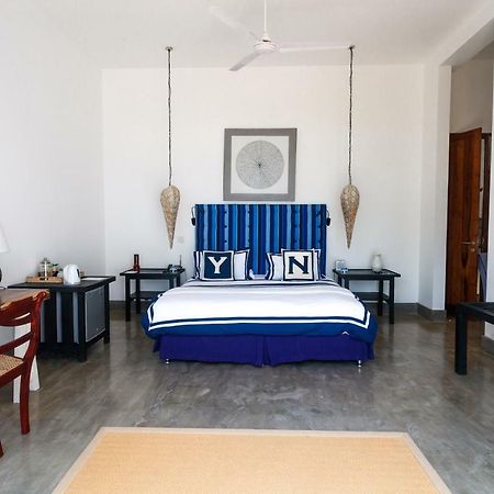 Kk Beach Habaraduwa Central Kültér fotó